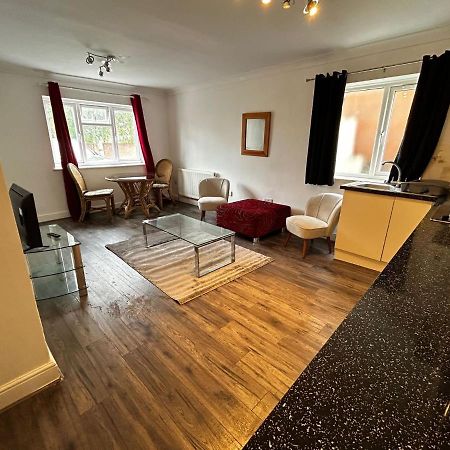 The Ruislip Apartment Kültér fotó